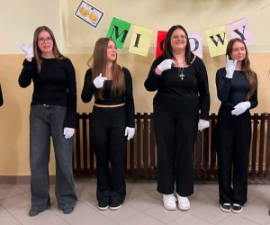 86051008-01cc-424d-9b5c-fe294291581c