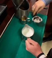 08AAFAE4-52A1-4576-8E42-10E2DA0AB45A