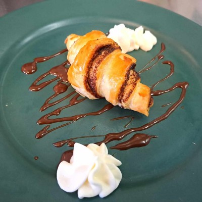 404542805_1408586823408355_1168553167230311680_n